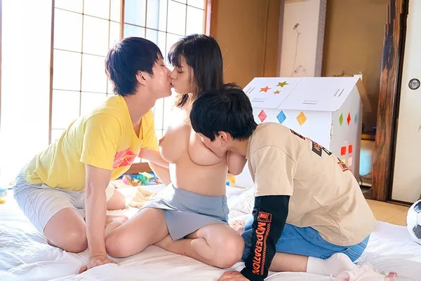 yor x loid sex Siêu phẩm khi bố má tái hôn, 2 cậu con trai có thêm 1 cô cô bạn gái ngực khủng